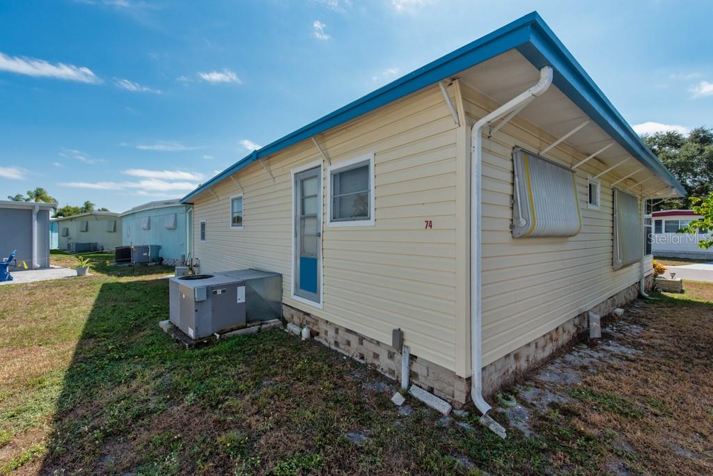 Image 23 of 34 For 7901 40th Avenue N 74