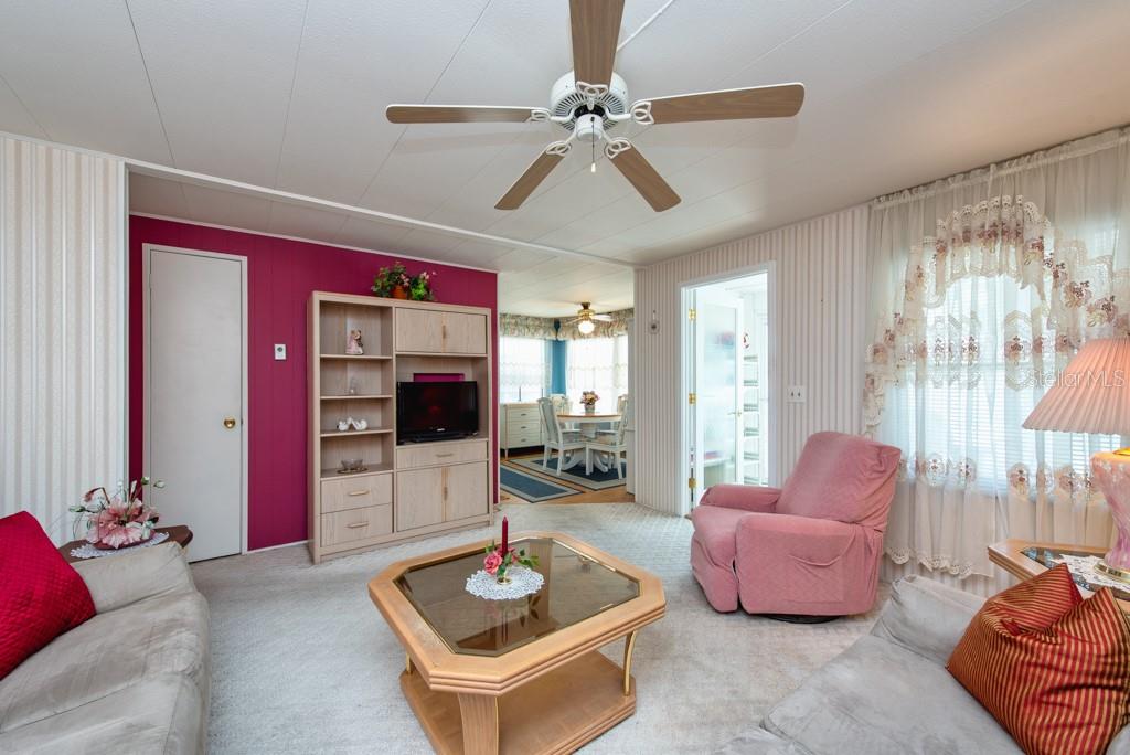 Image 3 of 34 For 7901 40th Avenue N 74