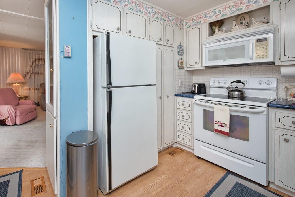 Image 9 of 34 For 7901 40th Avenue N 74