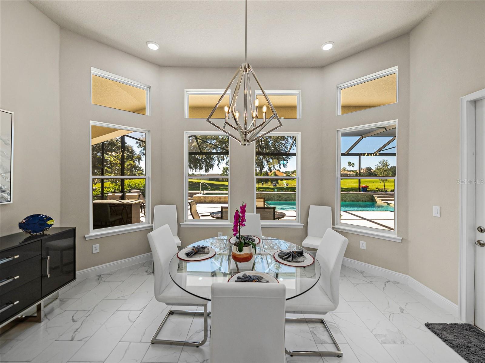 Image 27 of 84 For 13922 Carryback Drive