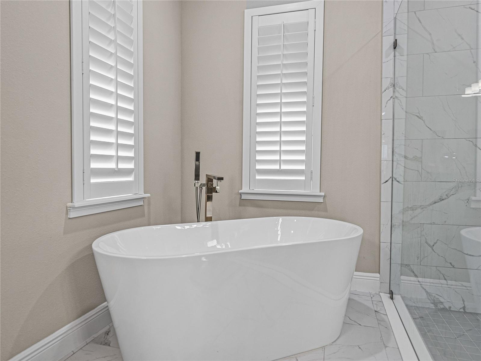 Image 42 of 84 For 13922 Carryback Drive