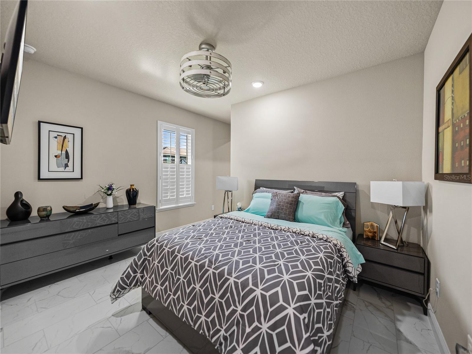 Image 49 of 84 For 13922 Carryback Drive