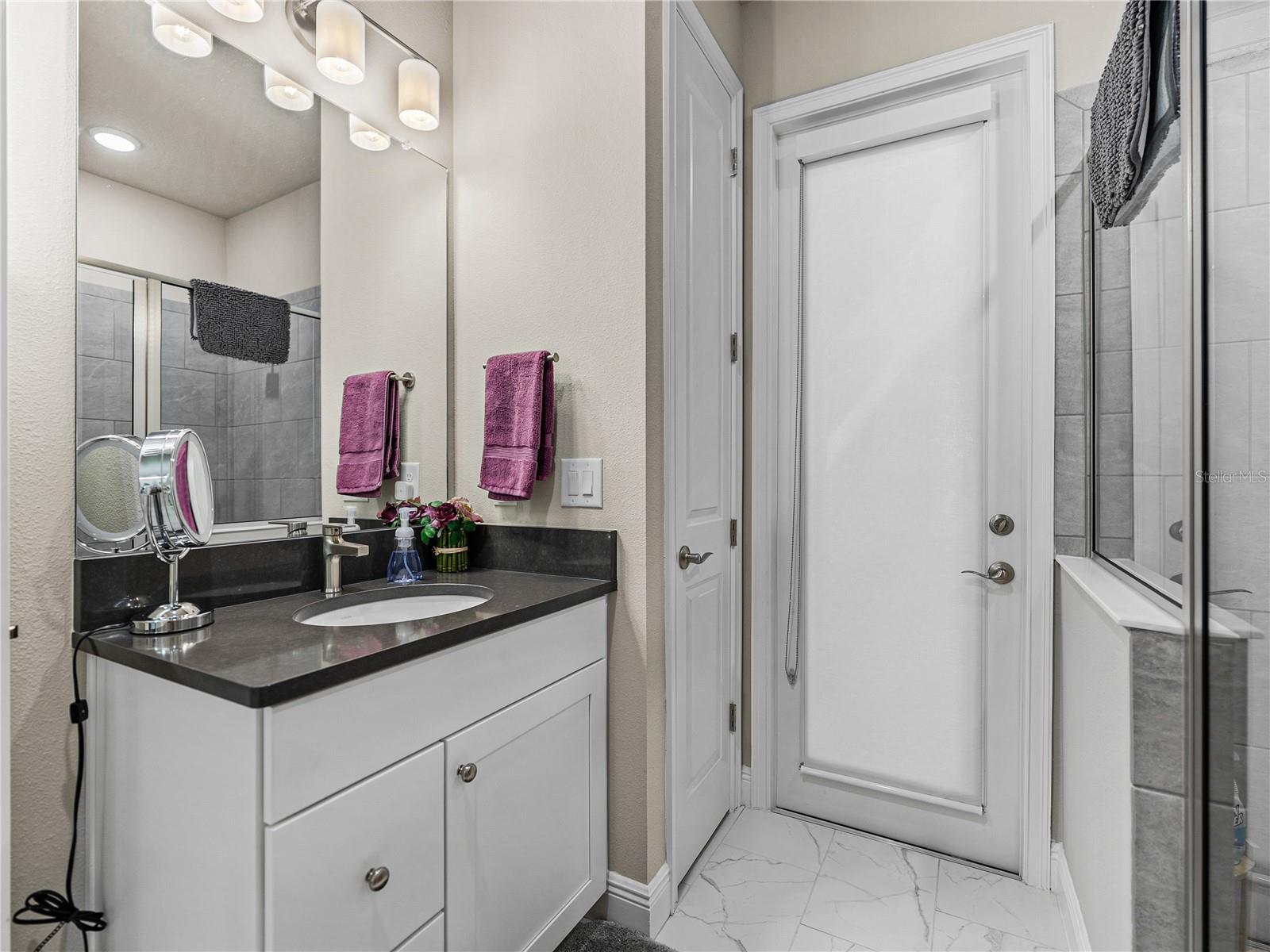 Image 52 of 84 For 13922 Carryback Drive