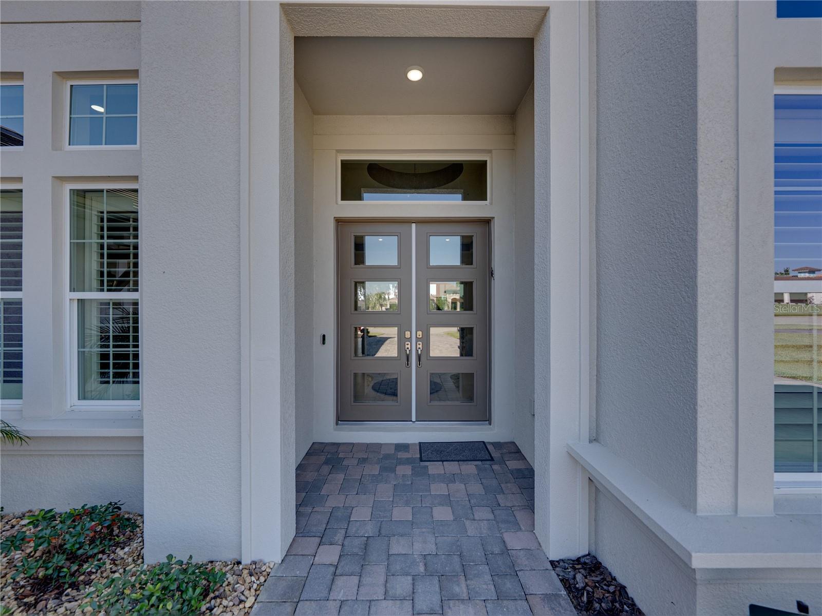 Image 8 of 84 For 13922 Carryback Drive