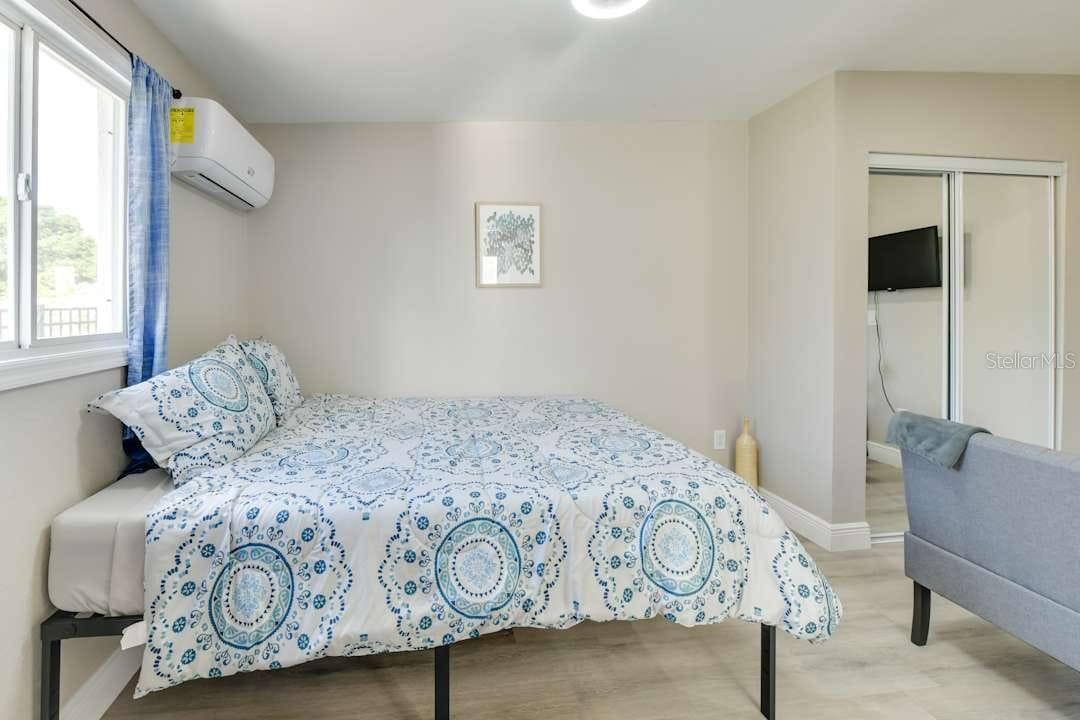 Image 17 of 60 For 8734 Osage Drive