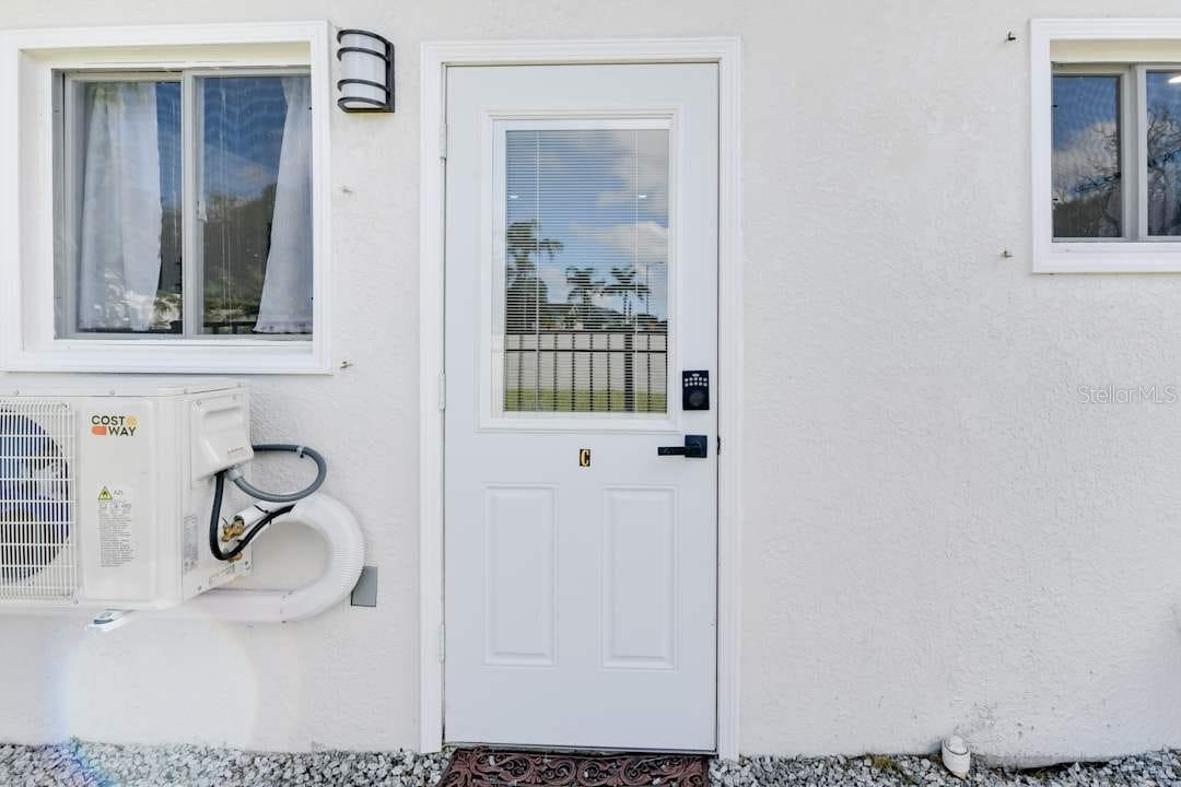 Image 5 of 60 For 8734 Osage Drive