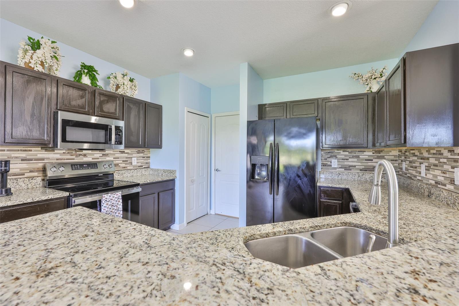 Image 20 of 36 For 7902 Carriage Pointe Drive