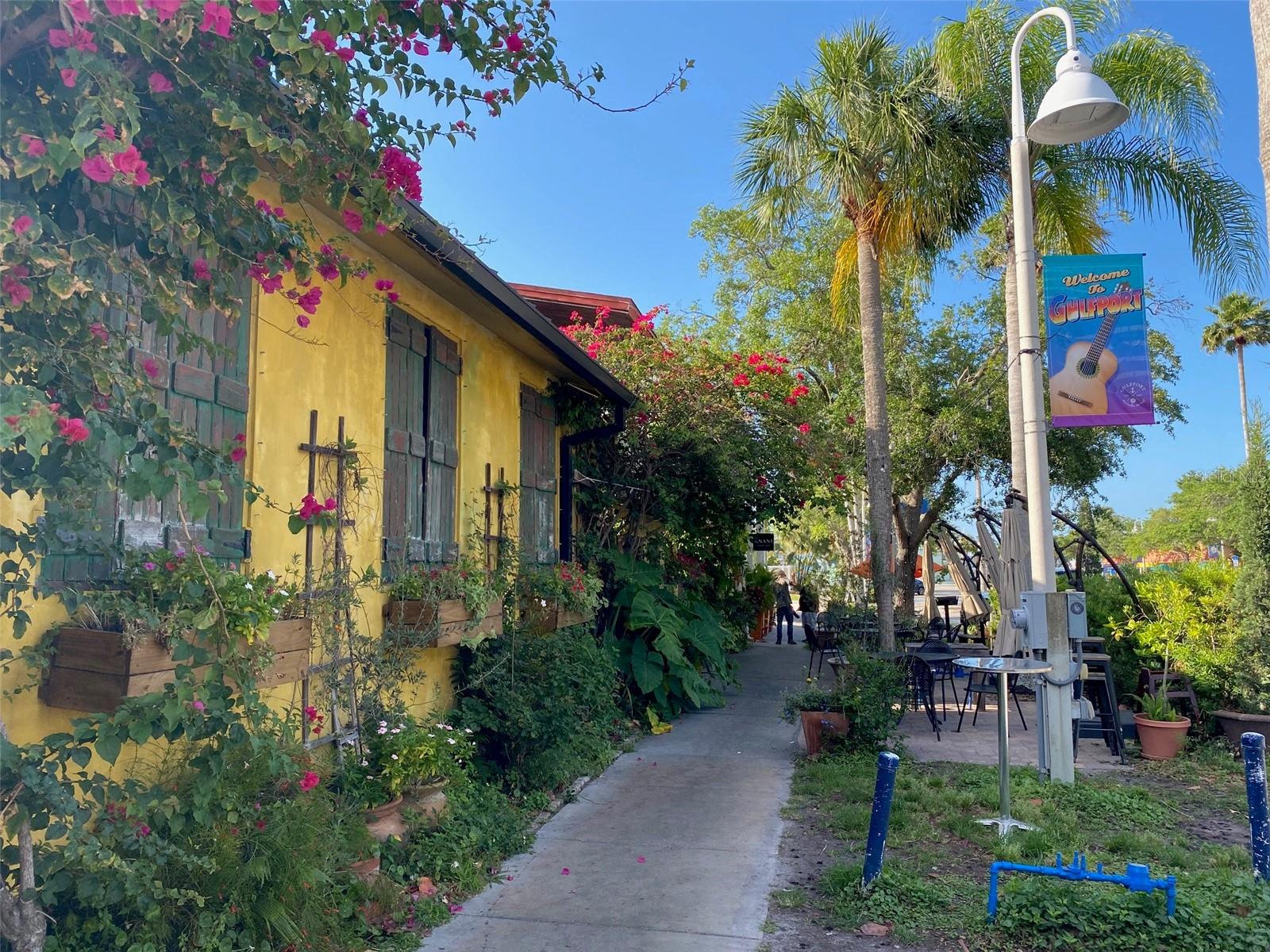 Image 21 of 30 For 2800 Tifton St 3