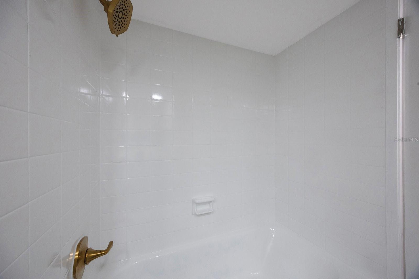 Image 23 of 38 For 7400 Sun Island Drive S 806