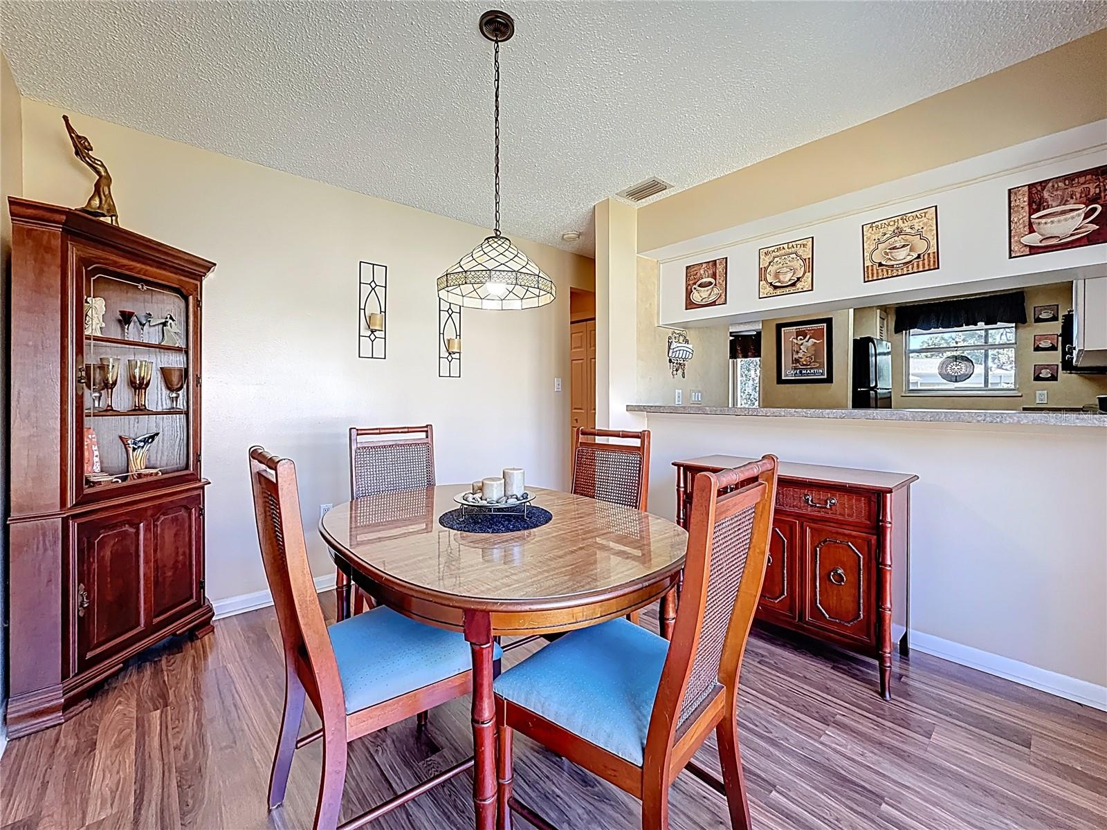 Image 14 of 36 For 510 Windrush Bay Drive