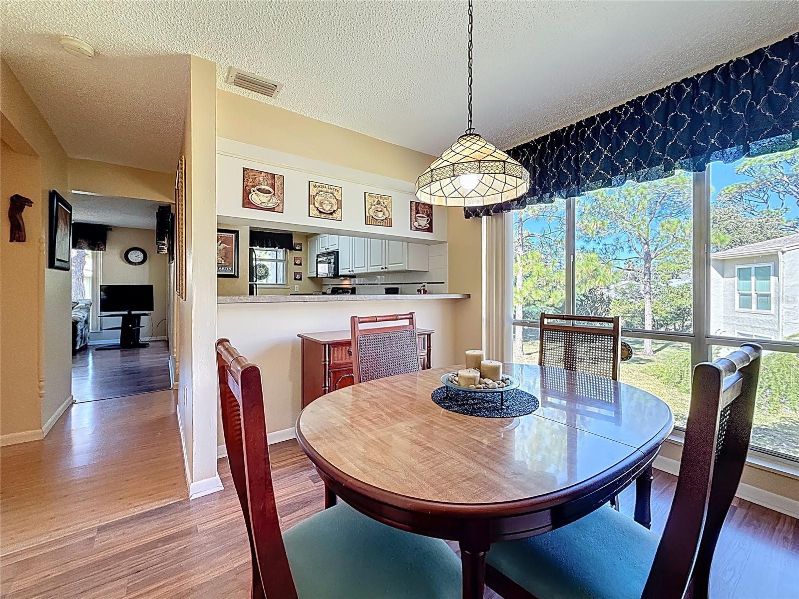 Image 16 of 36 For 510 Windrush Bay Drive