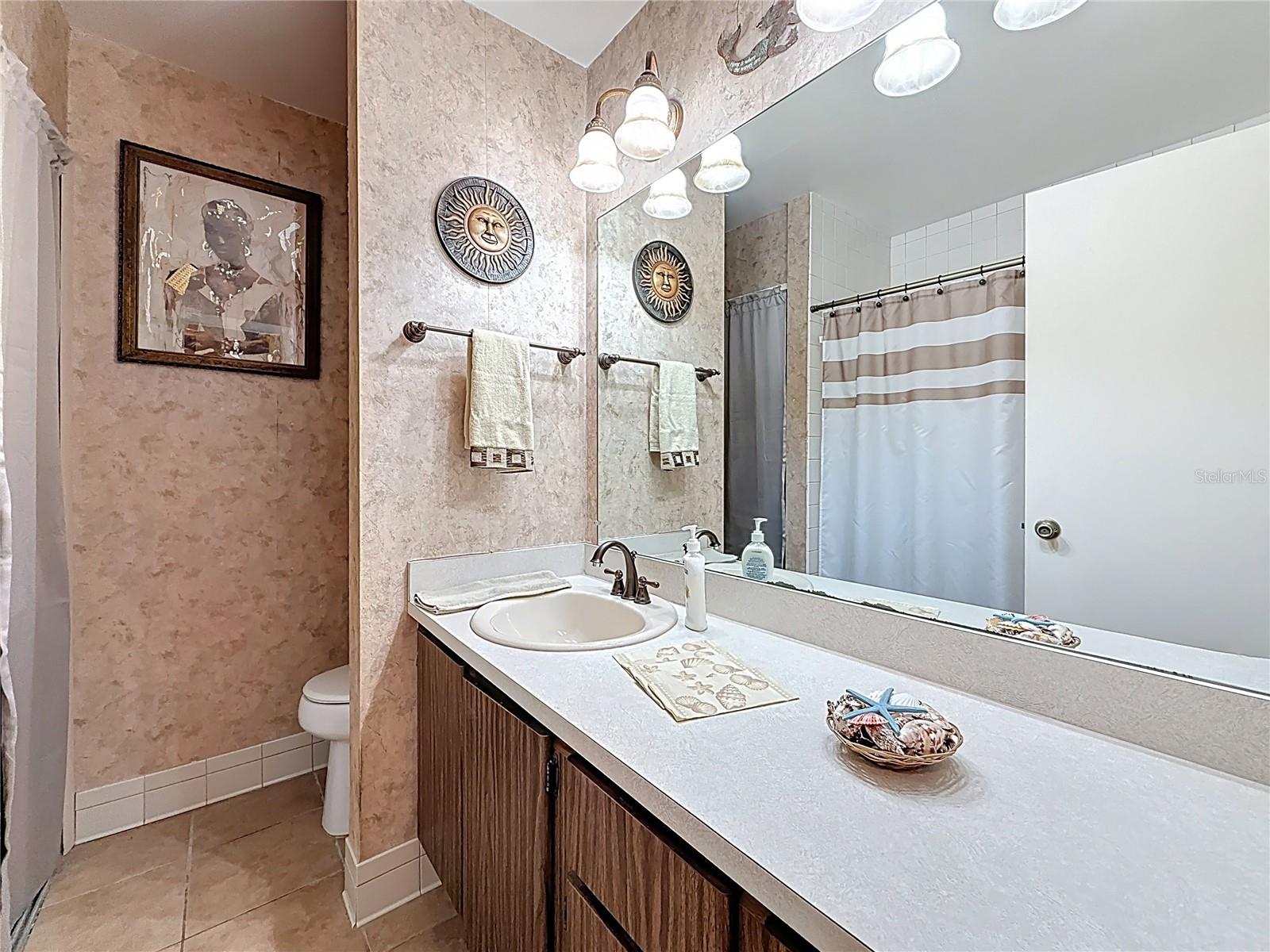 Image 20 of 36 For 510 Windrush Bay Drive