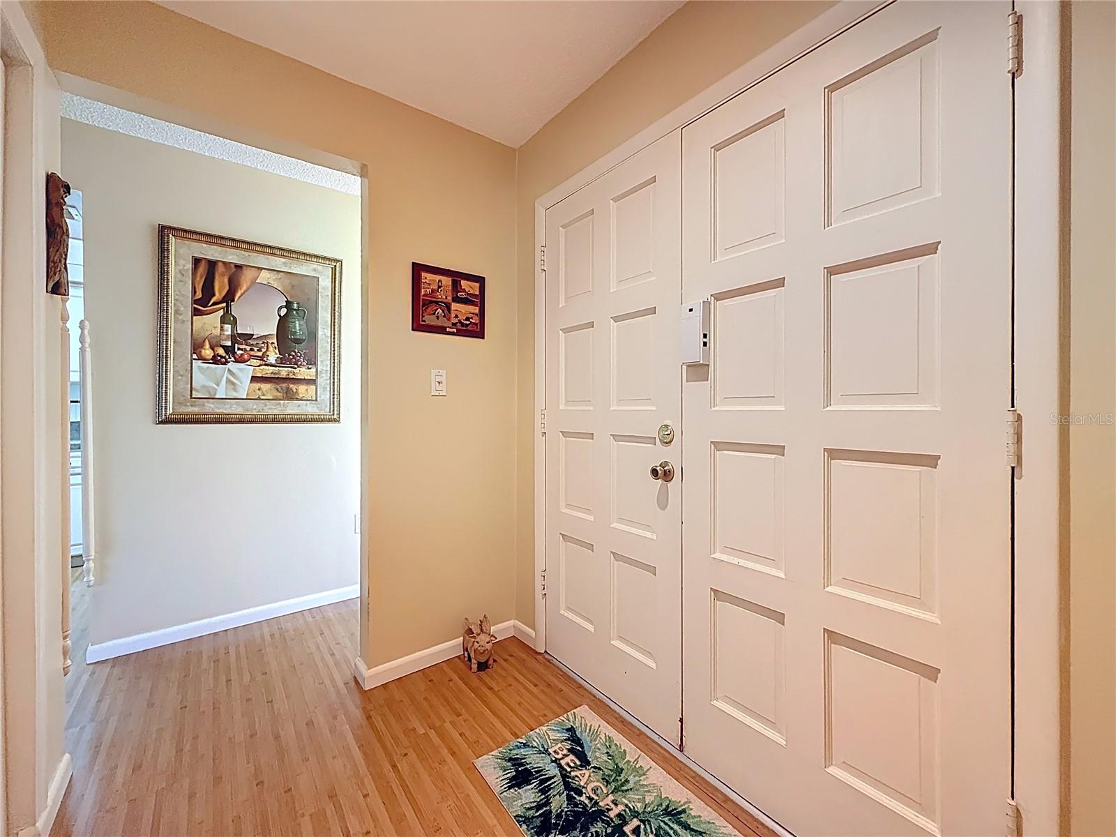 Image 4 of 36 For 510 Windrush Bay Drive