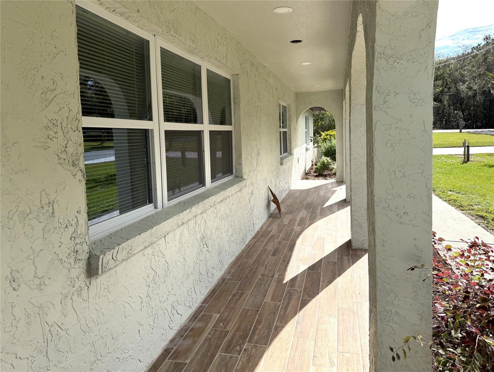 Listing photo id 0 for 4349 Culver Terrace