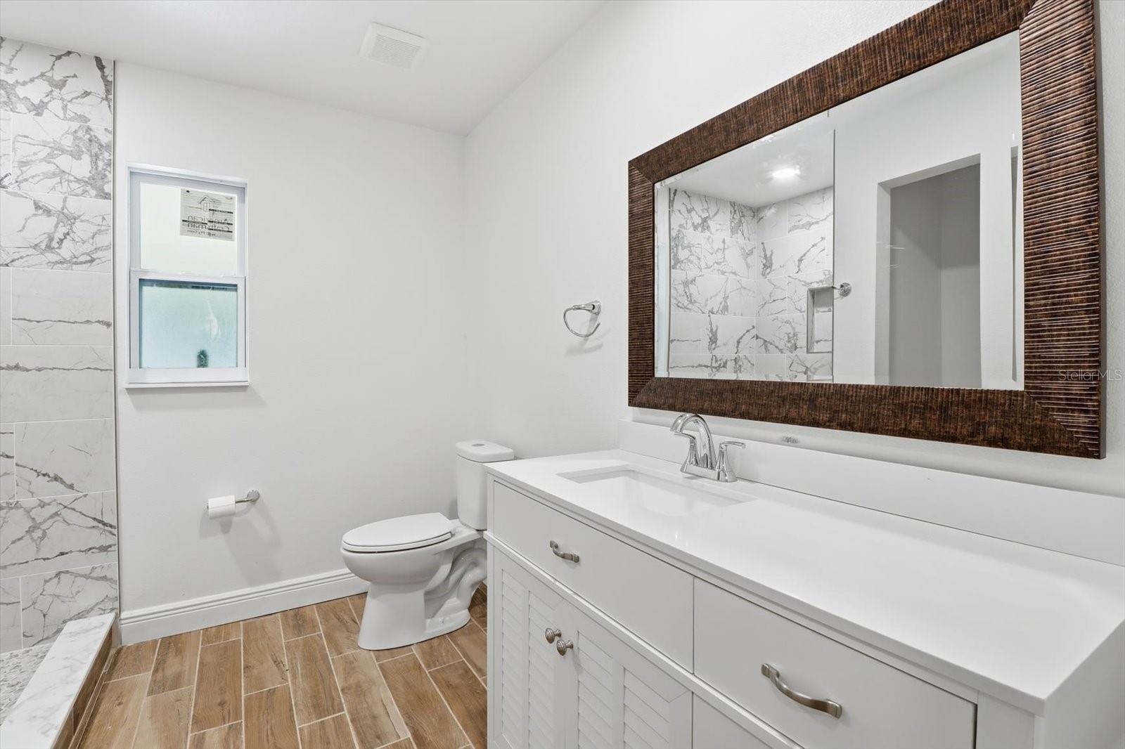 Listing photo id 26 for 4349 Culver Terrace