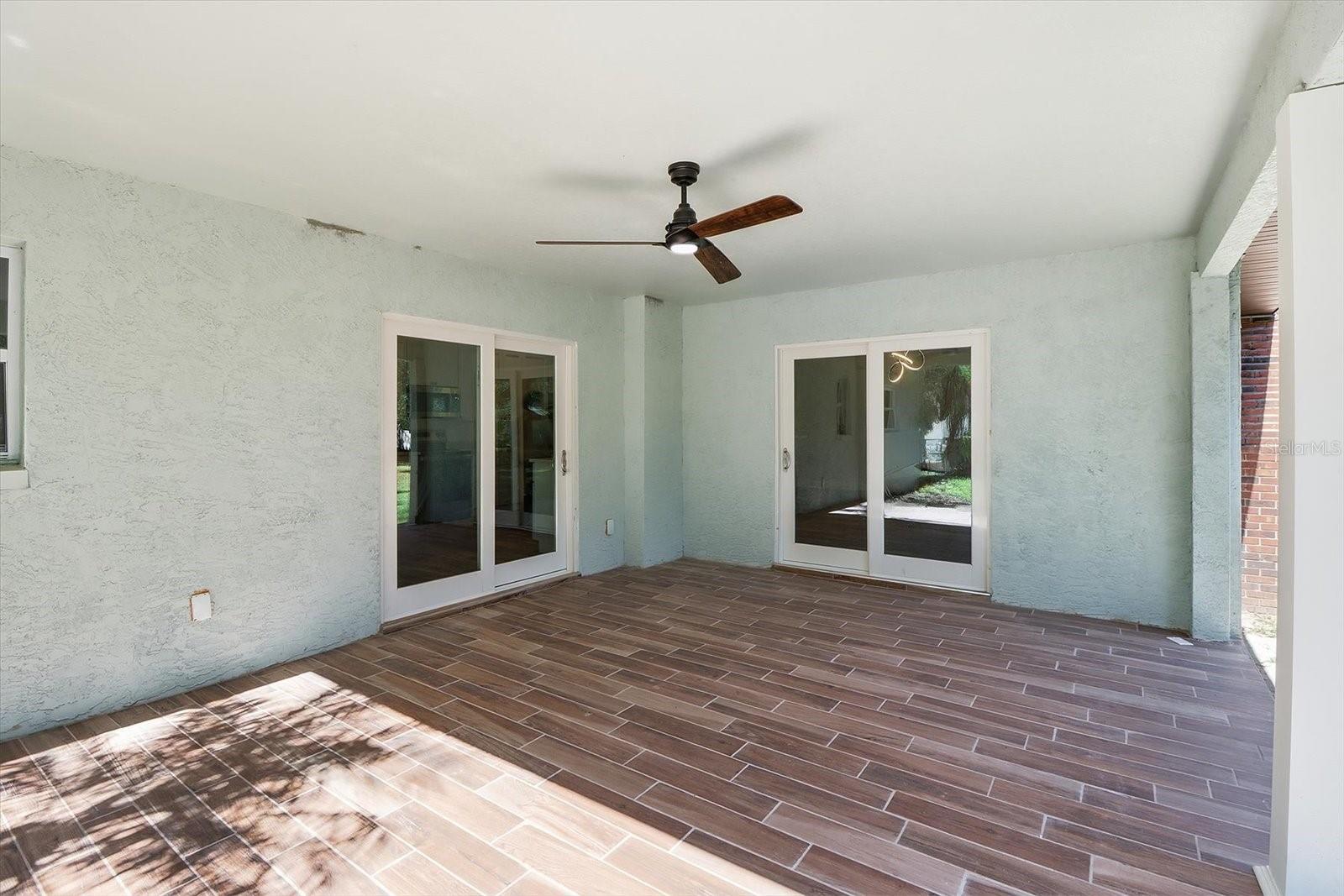 Listing photo id 29 for 4349 Culver Terrace