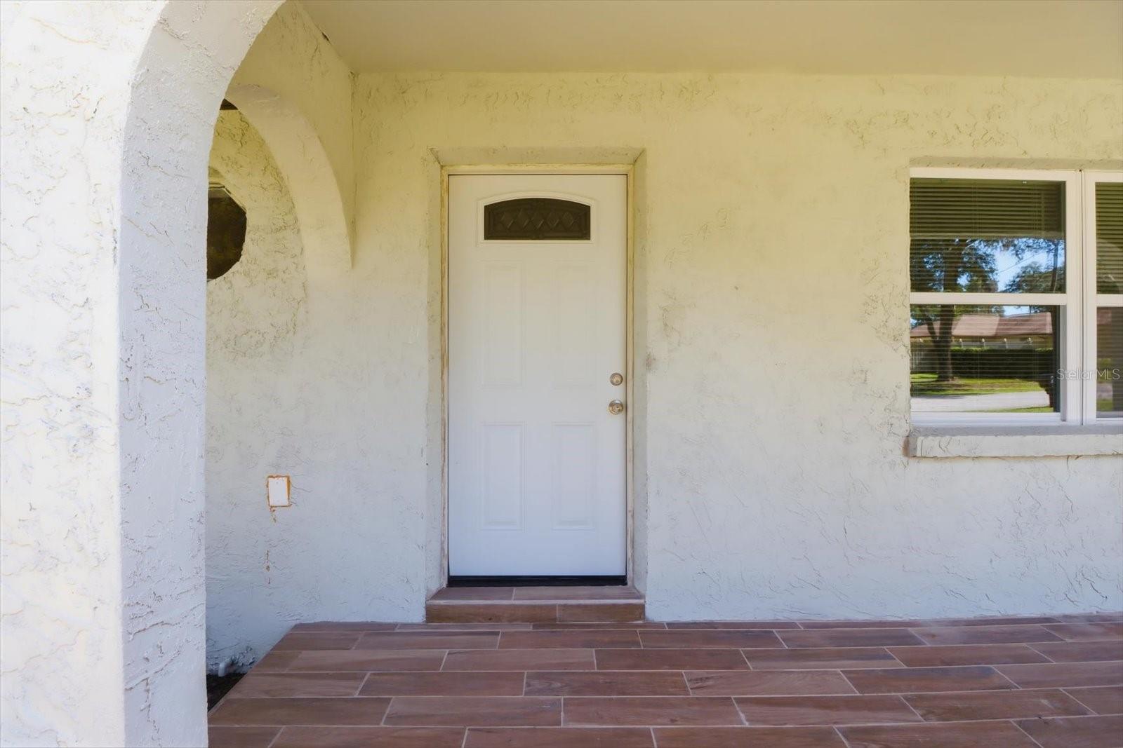 Listing photo id 2 for 4349 Culver Terrace