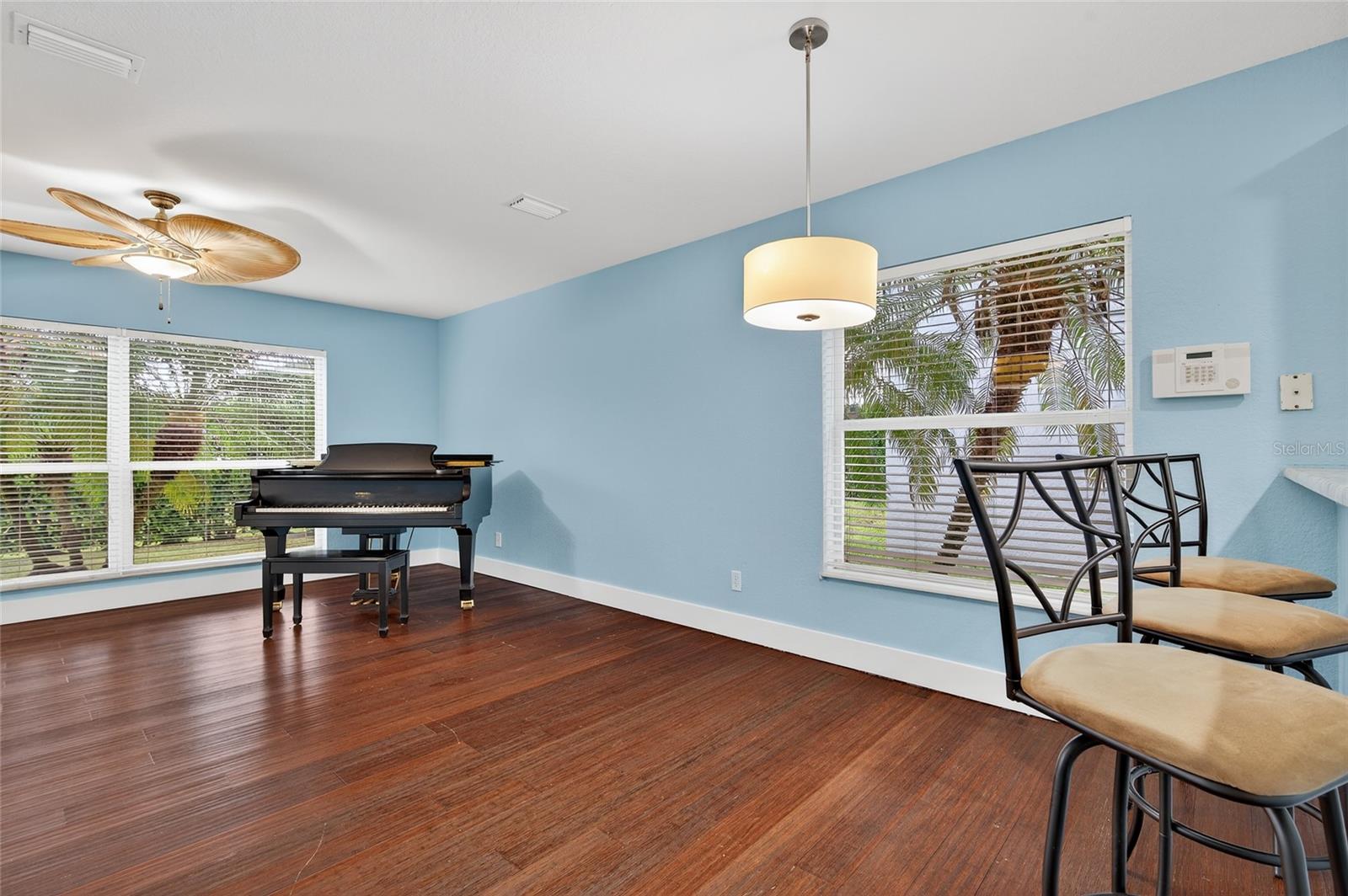 Image 10 of 67 For 7152 Chatum Light Run