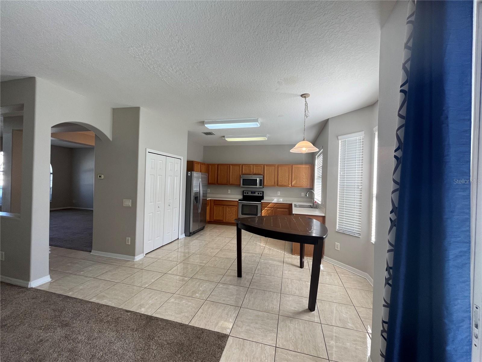 Image 10 of 33 For 17930 Cunningham Court