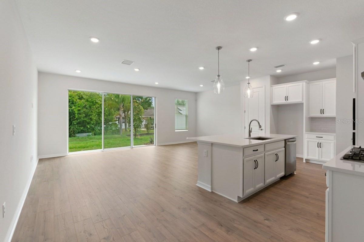 Image 4 of 34 For 3664 Clay Pot Drive