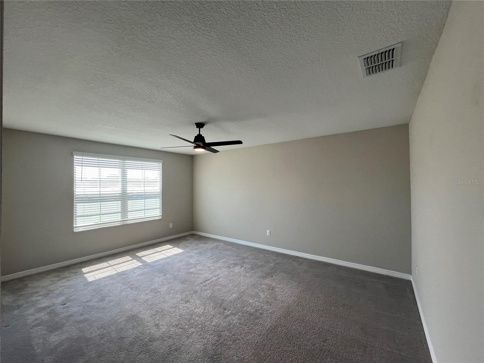 Image 17 of 35 For 241 Argyll Drive