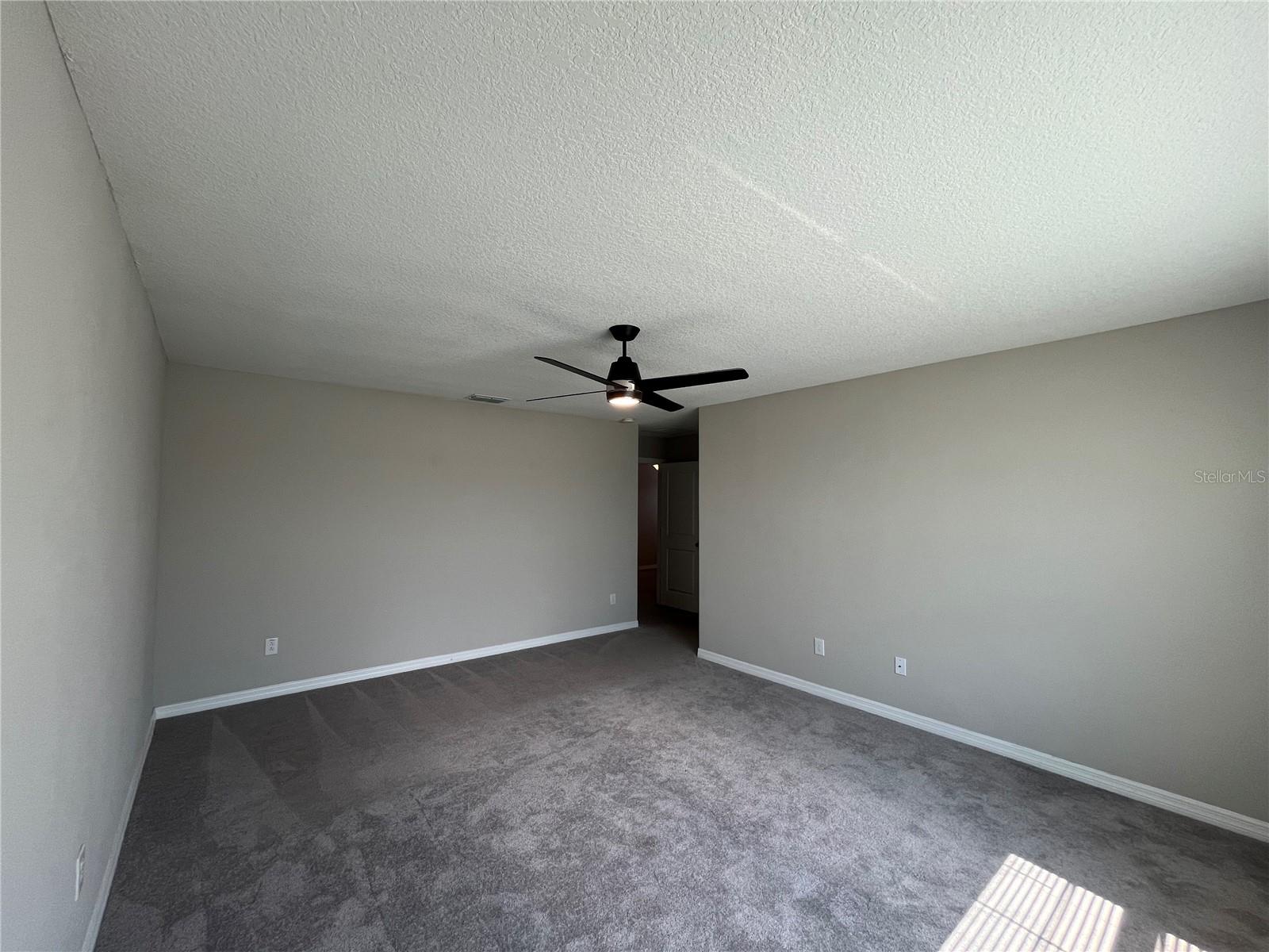 Image 18 of 35 For 241 Argyll Drive