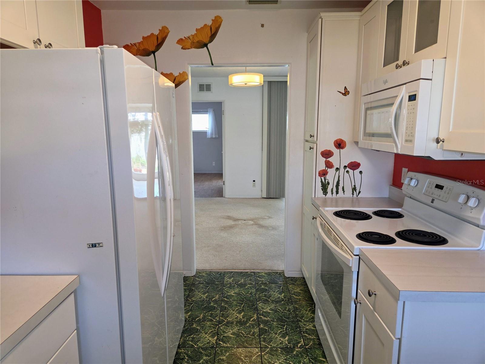 Image 12 of 39 For 5141 38th Street S