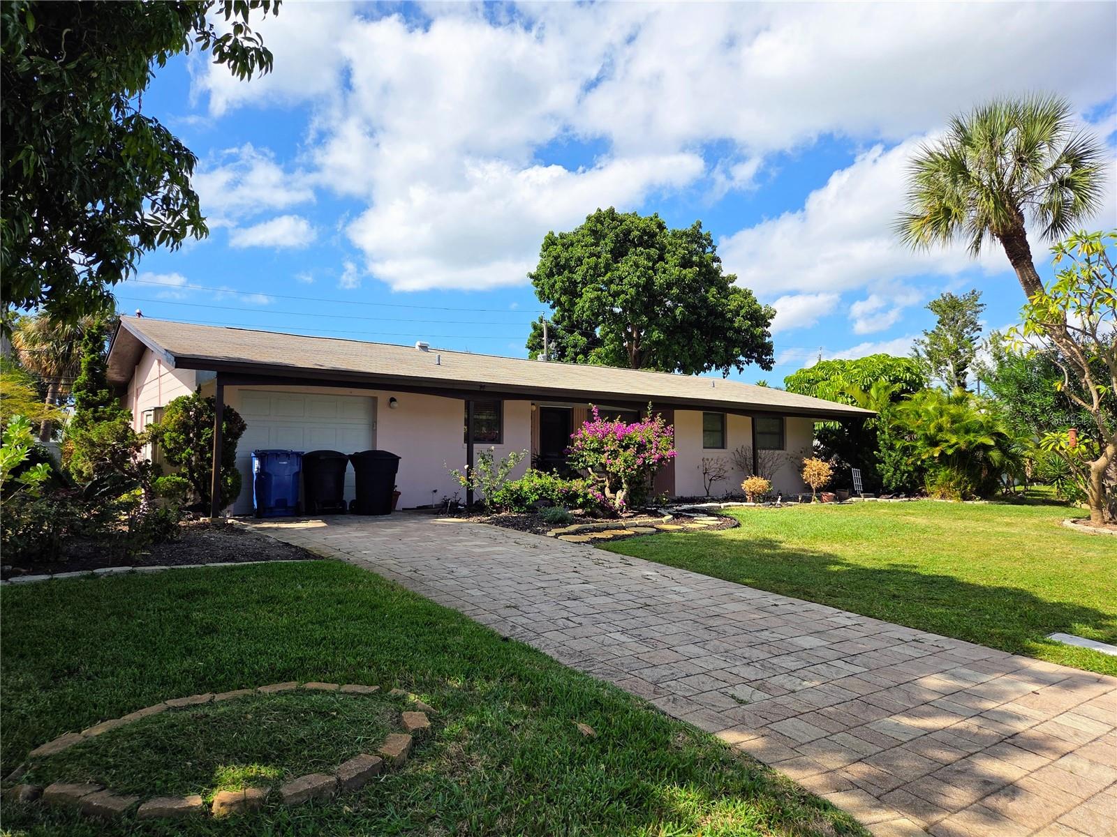 Image 2 of 39 For 5141 38th Street S