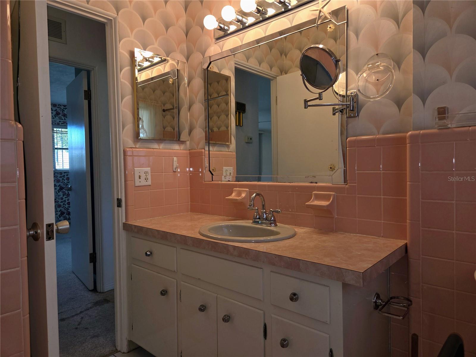 Image 25 of 39 For 5141 38th Street S