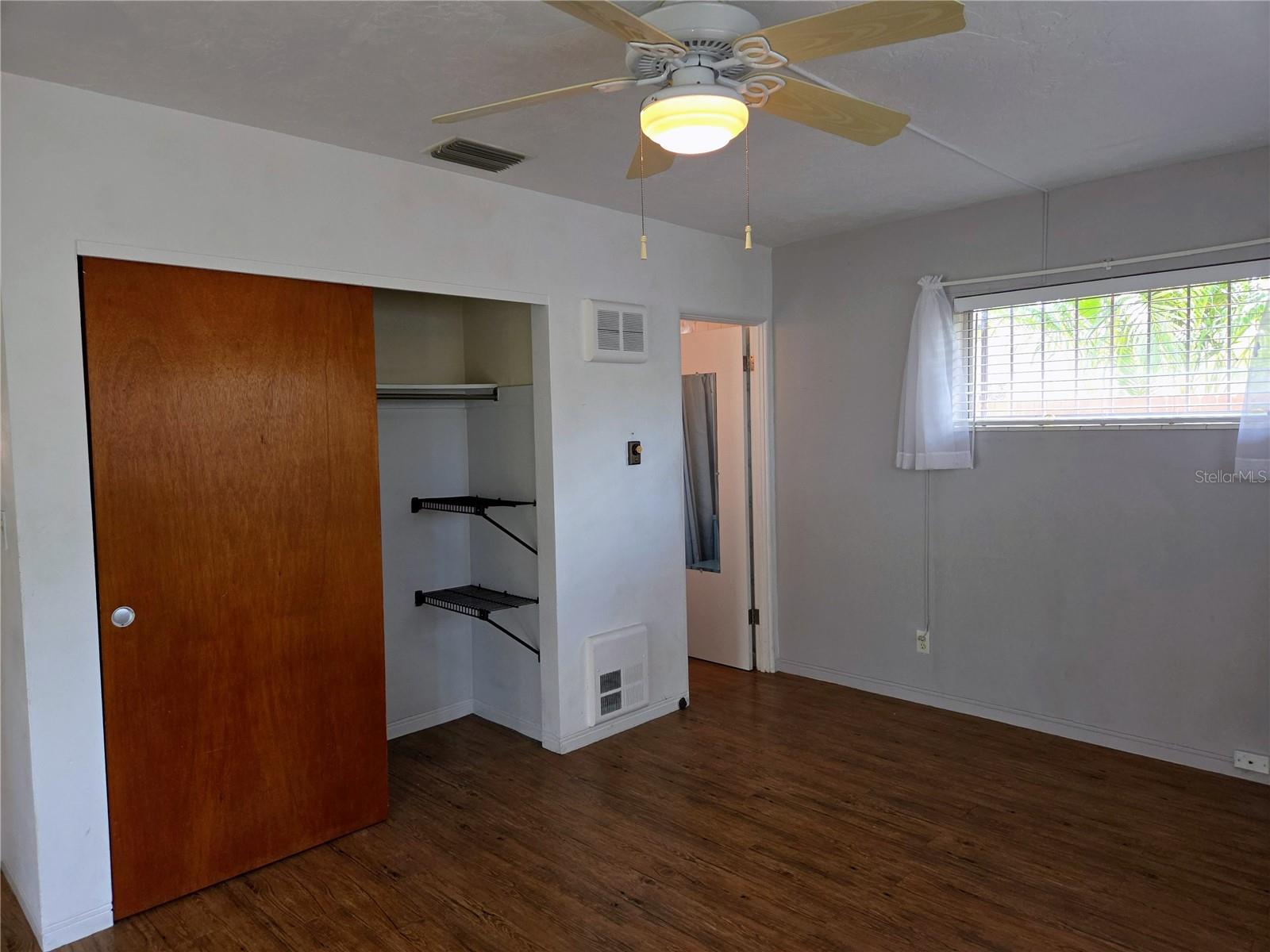 Image 27 of 39 For 5141 38th Street S