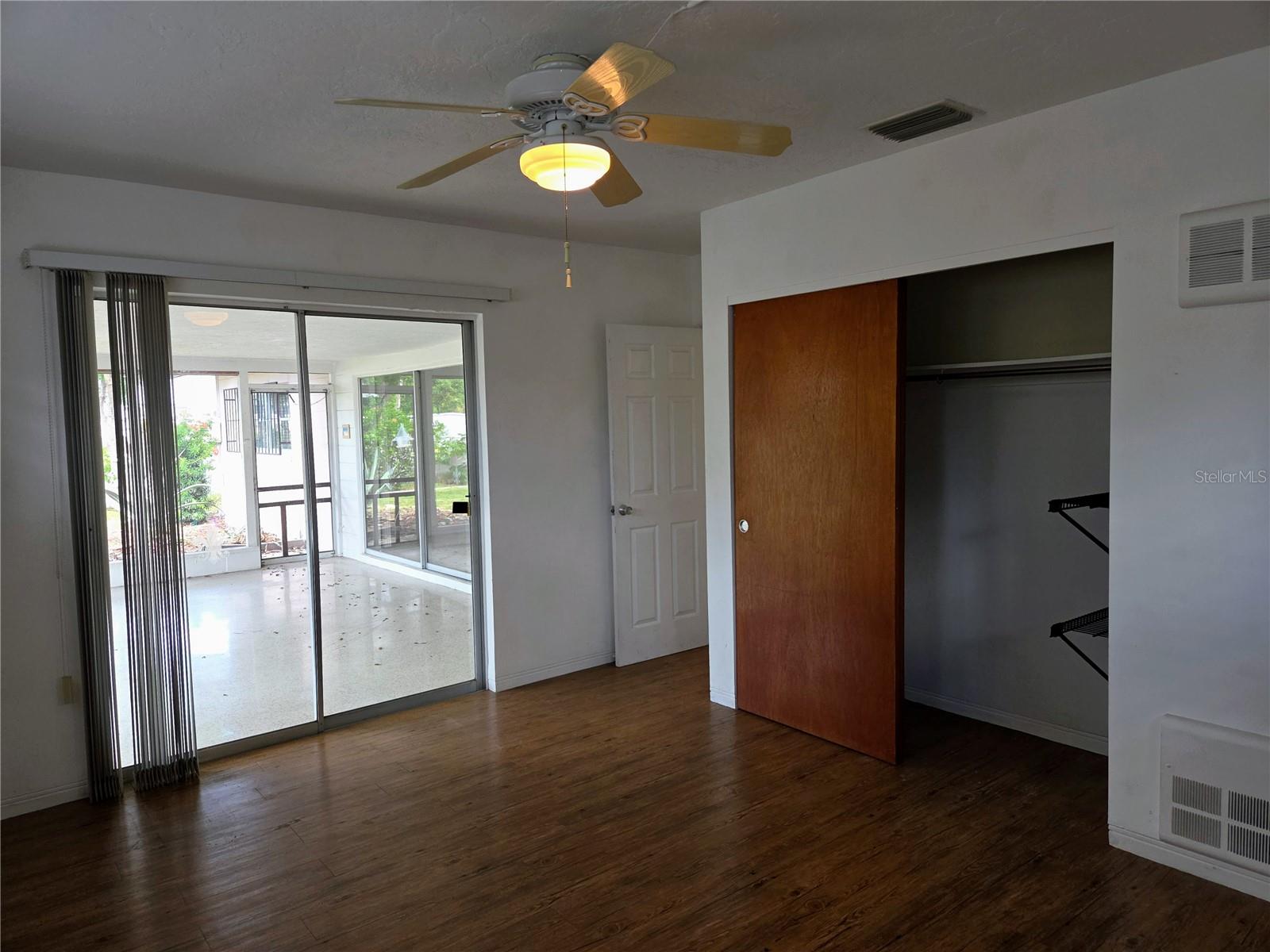 Image 28 of 39 For 5141 38th Street S