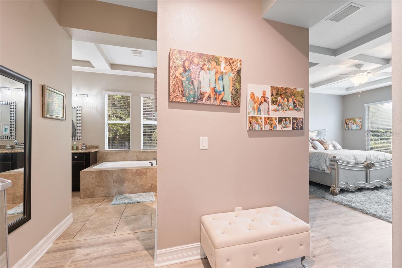 Image 33 of 88 For 5906 Fishhawk Crossing Boulevard