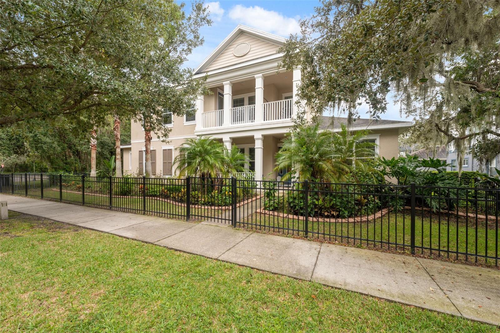 Image 5 of 88 For 5906 Fishhawk Crossing Boulevard