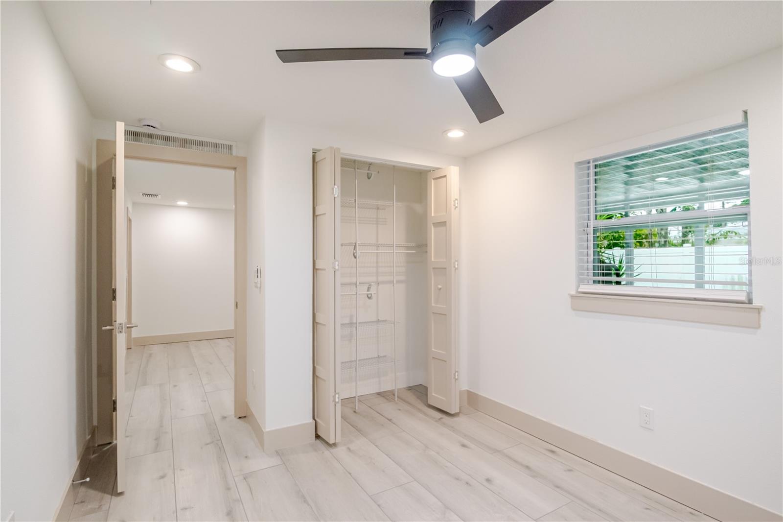 Image 15 of 41 For 4712 Bay Avenue