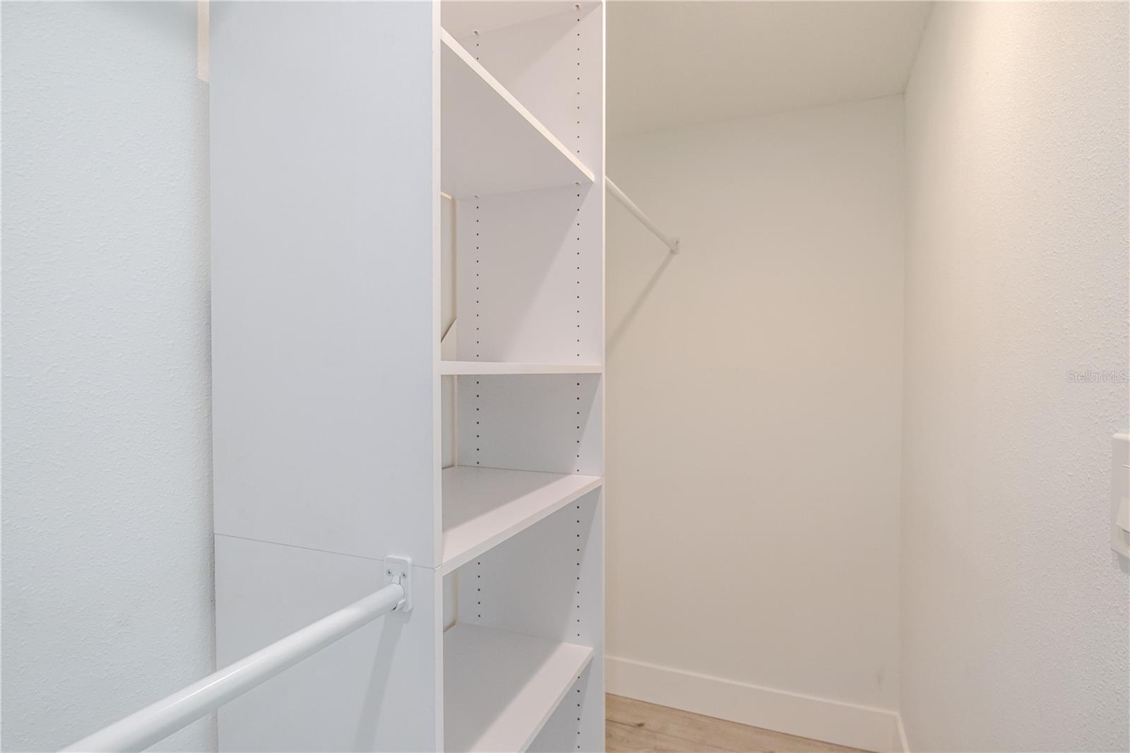 Image 27 of 41 For 4712 Bay Avenue