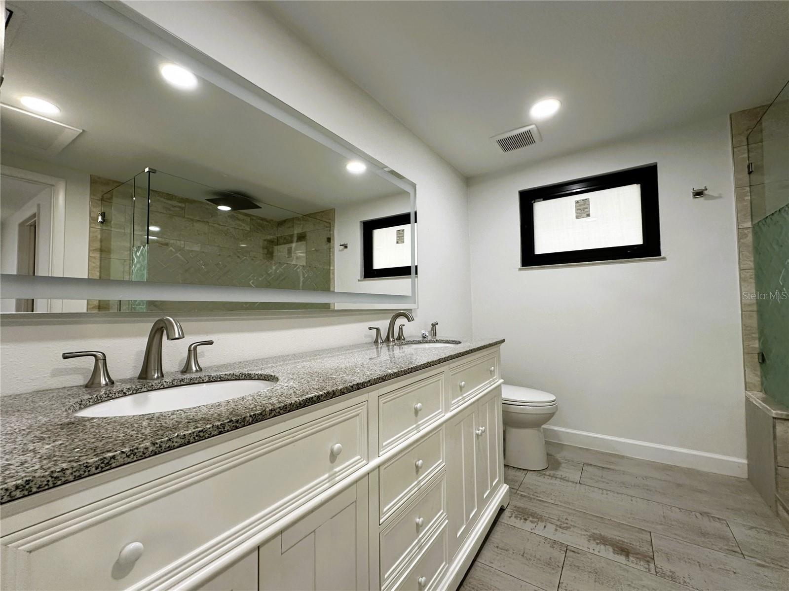 Image 15 of 30 For 6507 Elliot Drive