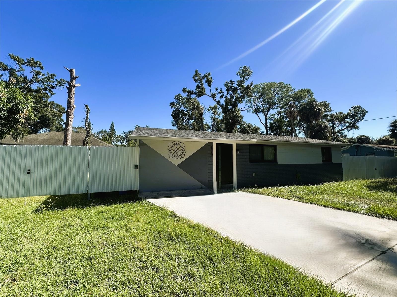 Image 2 of 30 For 6507 Elliot Drive