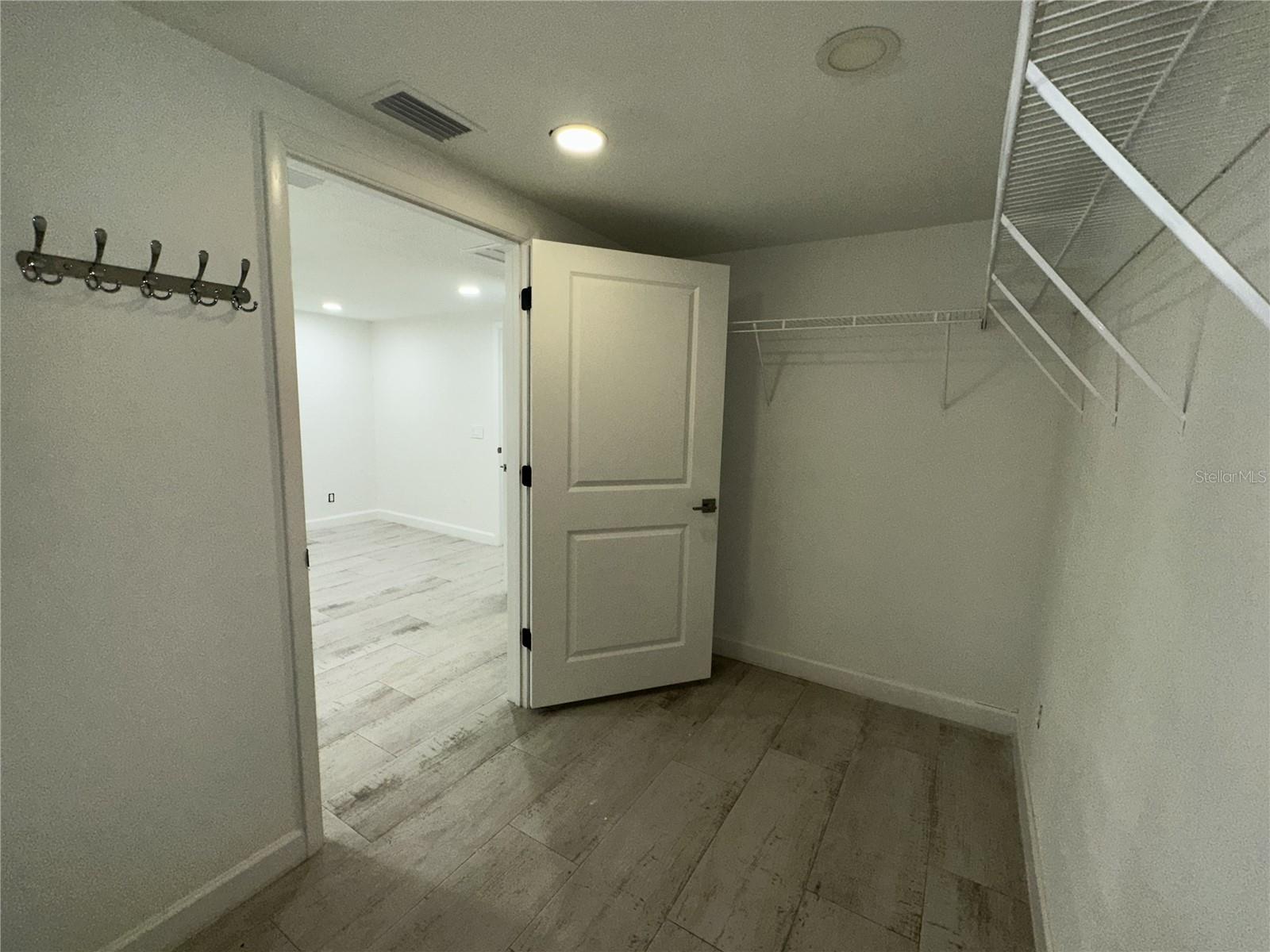 Image 22 of 30 For 6507 Elliot Drive