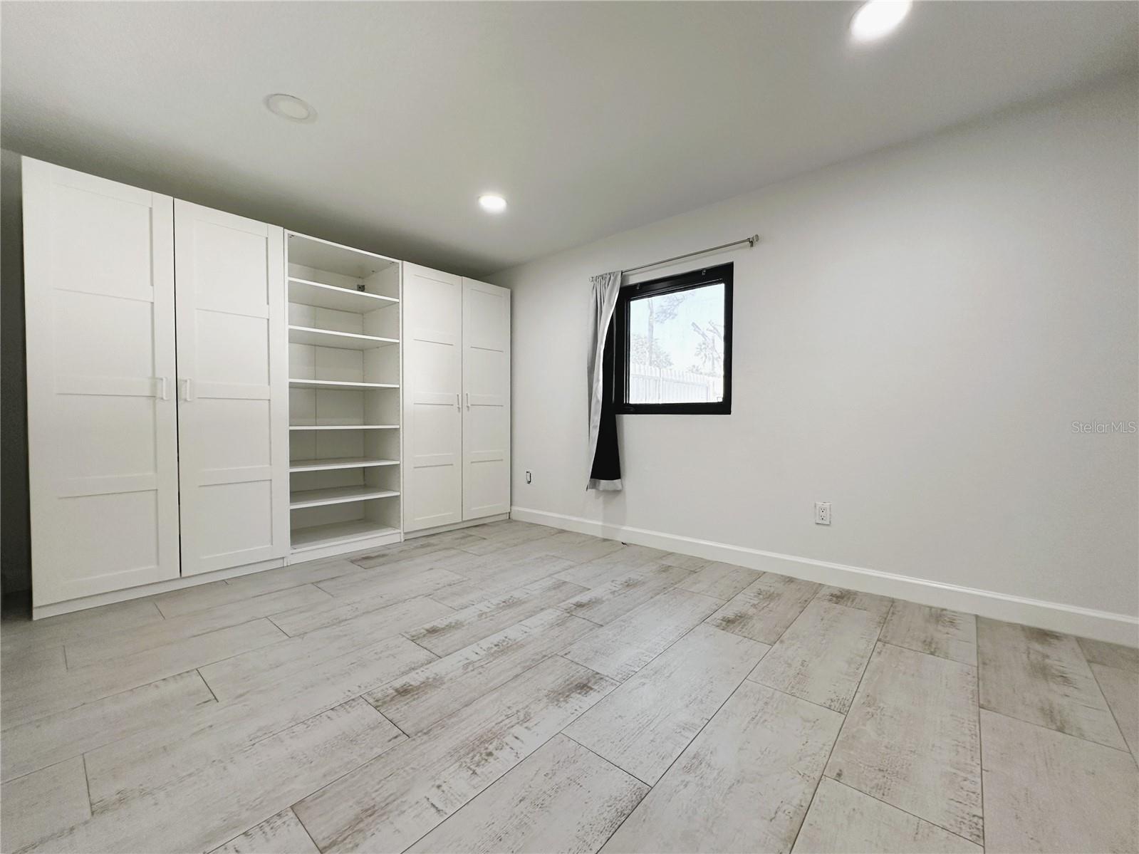 Image 23 of 30 For 6507 Elliot Drive