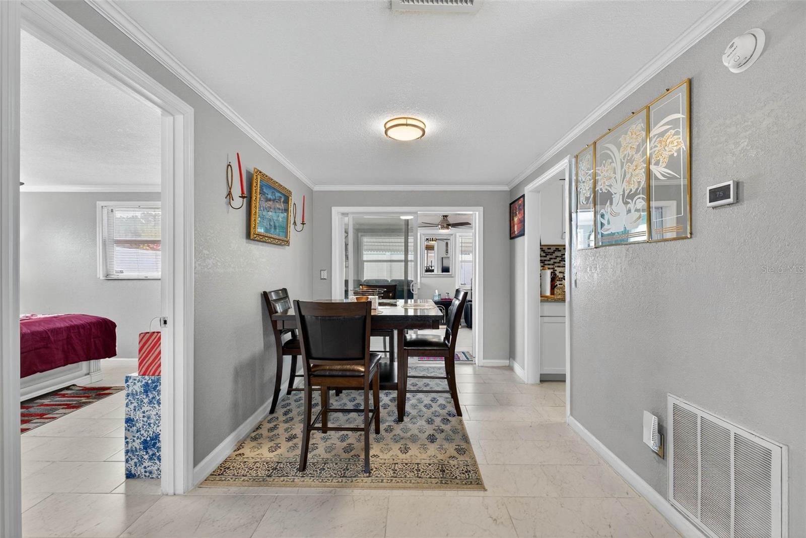 Image 11 of 69 For 8502 Willow Forest Court