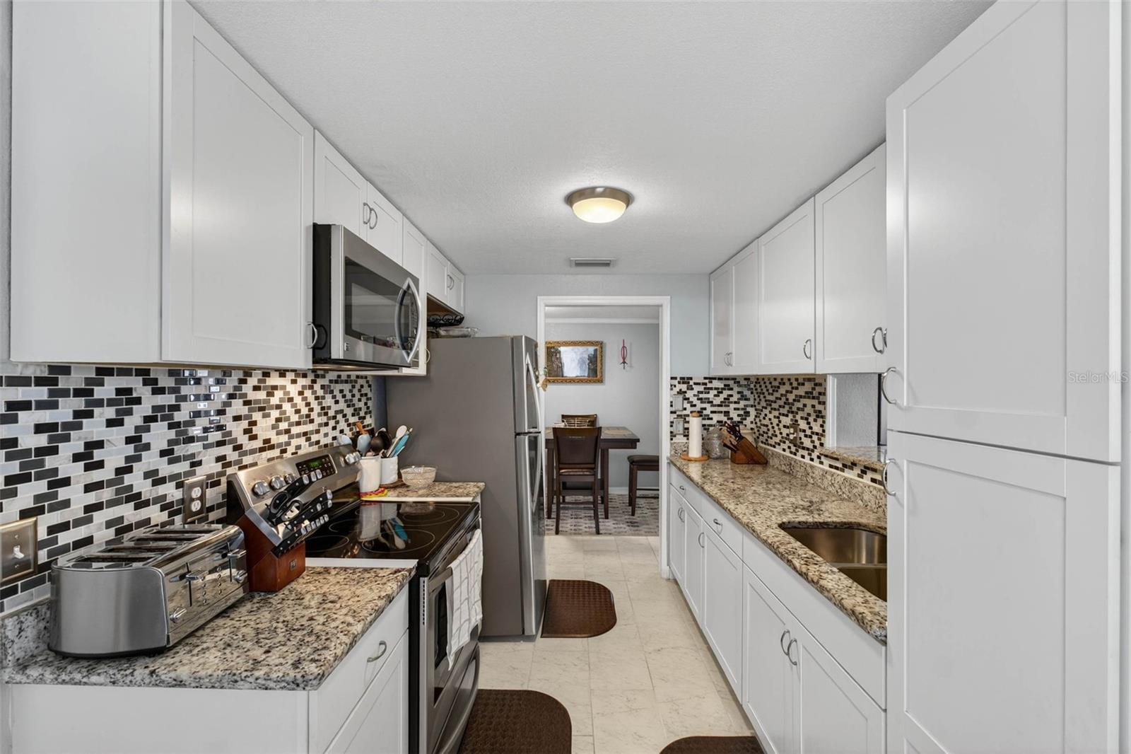 Image 17 of 69 For 8502 Willow Forest Court