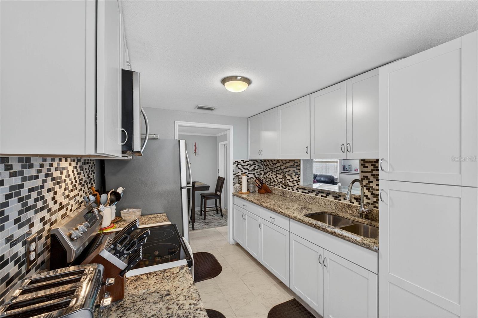 Image 18 of 69 For 8502 Willow Forest Court