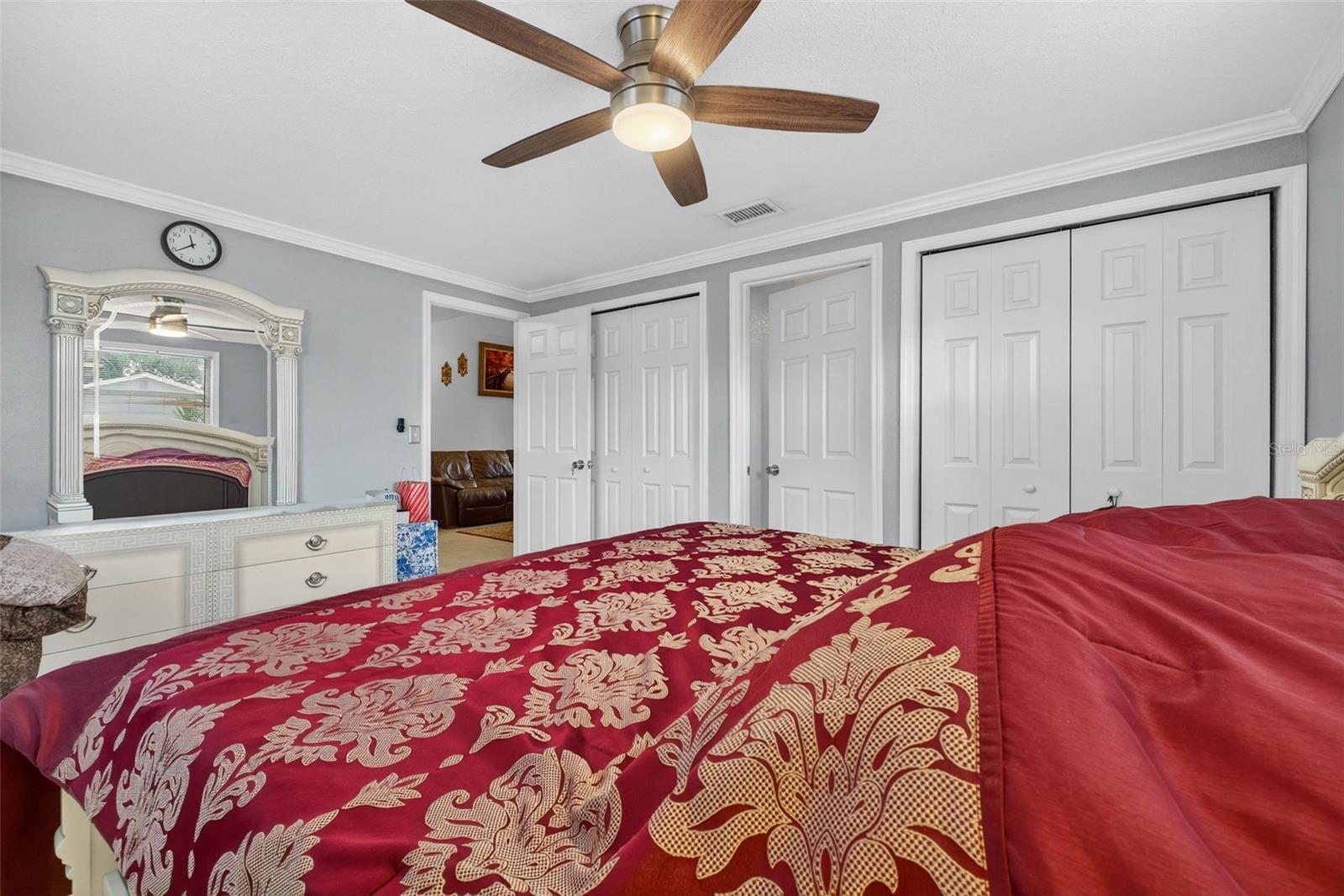 Image 24 of 69 For 8502 Willow Forest Court