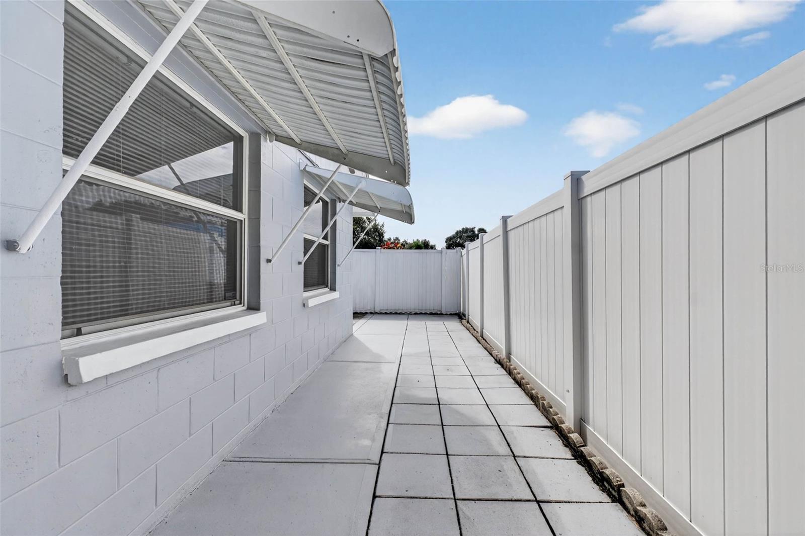 Image 43 of 69 For 8502 Willow Forest Court