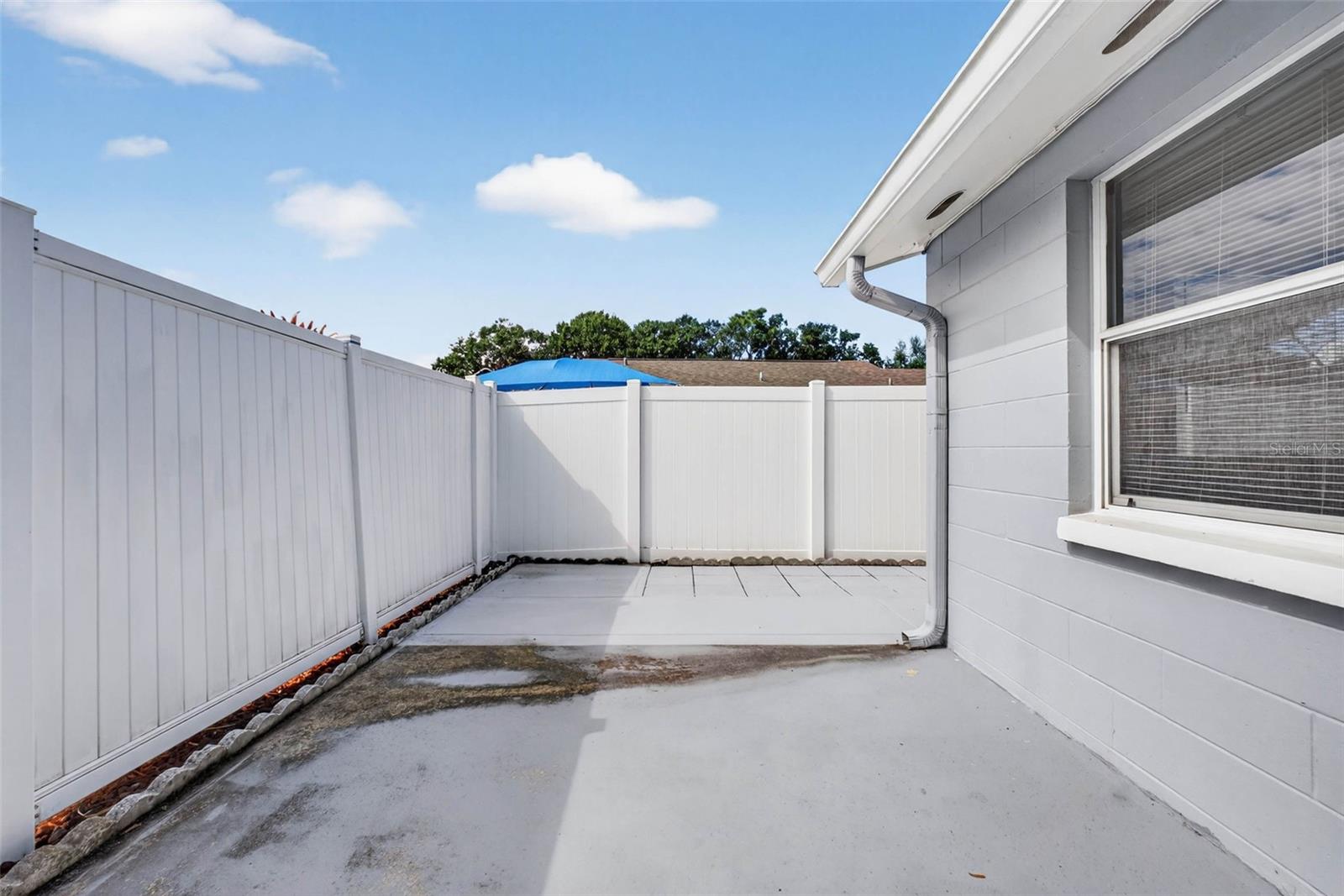 Image 45 of 69 For 8502 Willow Forest Court