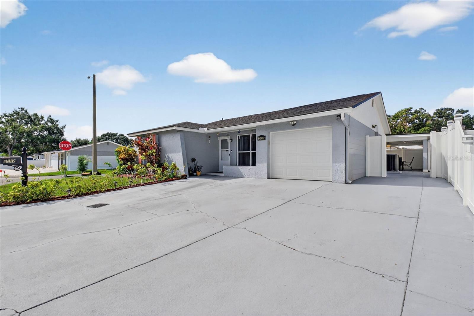 Image 49 of 69 For 8502 Willow Forest Court