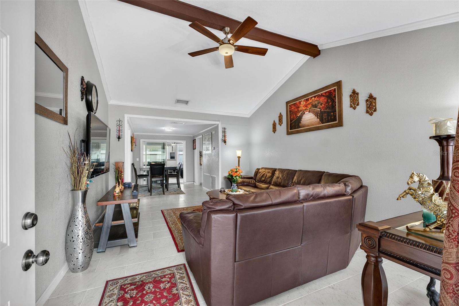 Image 5 of 69 For 8502 Willow Forest Court