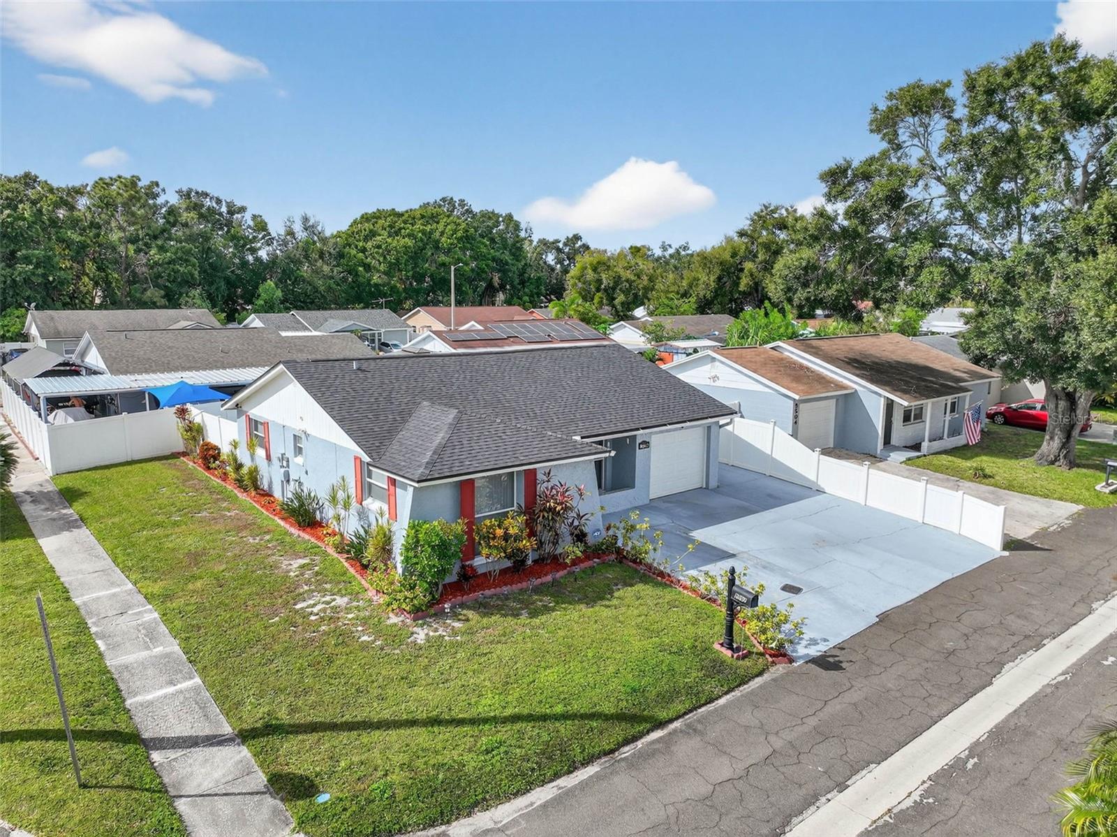 Image 52 of 69 For 8502 Willow Forest Court