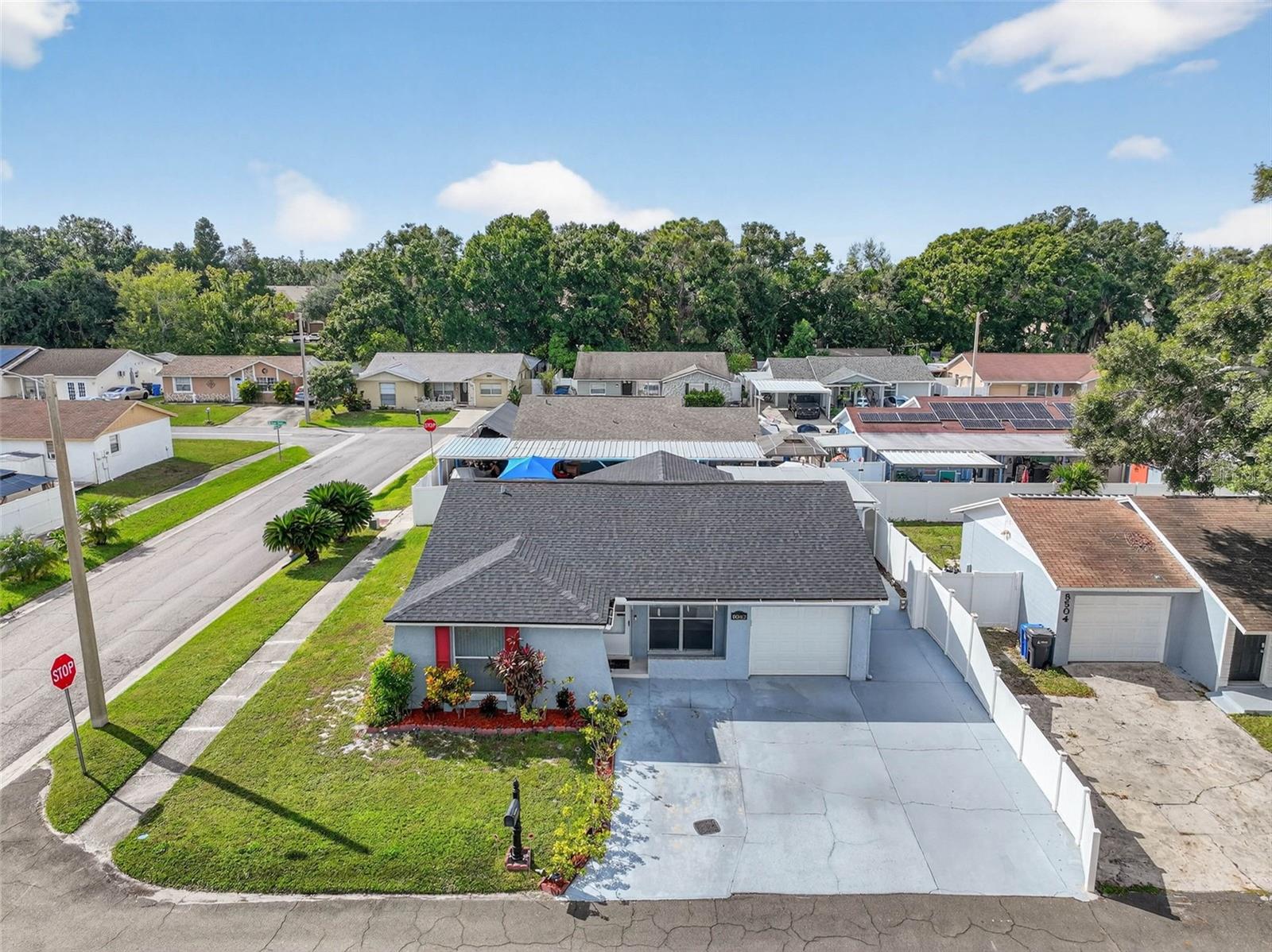 Image 53 of 69 For 8502 Willow Forest Court