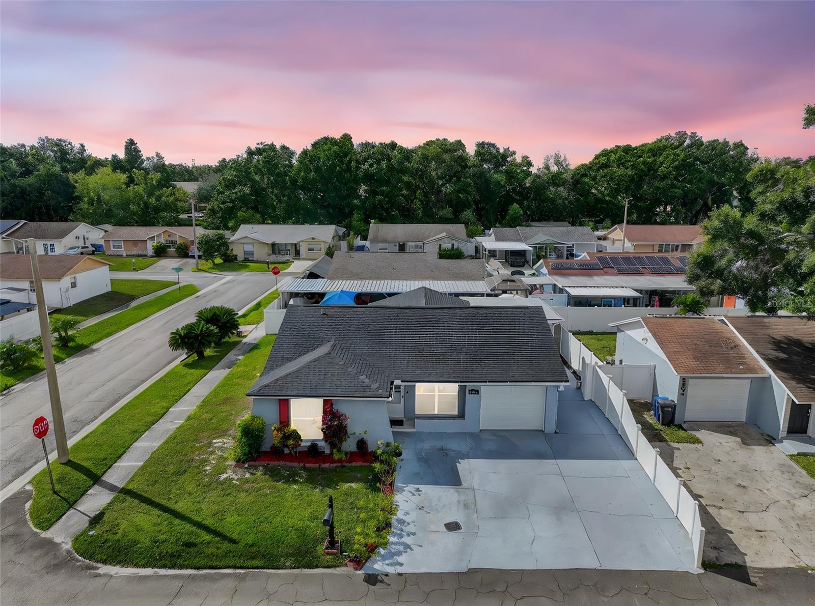 Image 54 of 69 For 8502 Willow Forest Court